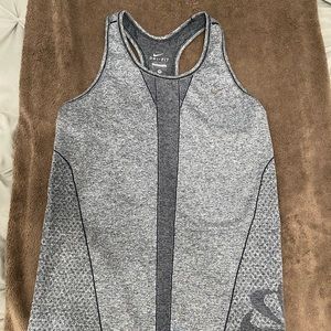 Nike gray workout tank top